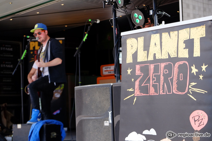 Planet Zero (live auf der Frankfurter Musikmesse 2016, Beck's Open Stage)