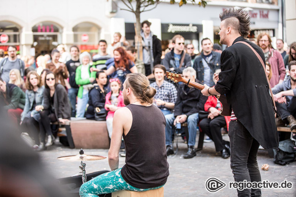 Brillantes Wetter - Fotos vom 1. Straßenmusikfestival im Rahmen des Alternativen Frühlings in Heidelberg 